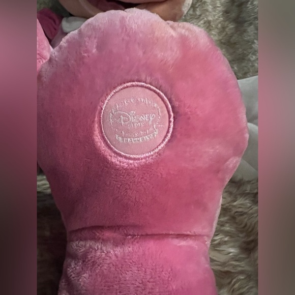 DISNEY MINNIE MOUSE PLUSH DOLL - Picture 5 of 6